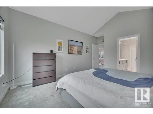 16007 34 Avenue, Edmonton, AB - Indoor Photo Showing Bedroom