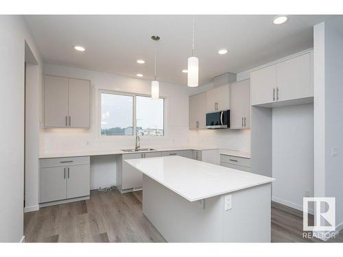 3987 Wren Loop, Edmonton, AB - Indoor Photo Showing Kitchen With Upgraded Kitchen