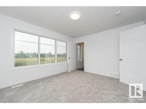 3987 Wren Loop, Edmonton, AB - Indoor Photo Showing Other Room