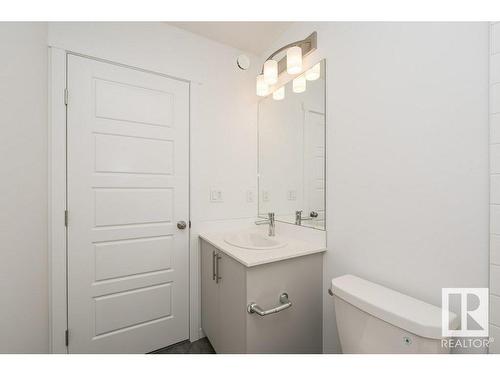 3987 Wren Loop, Edmonton, AB - Indoor Photo Showing Bathroom