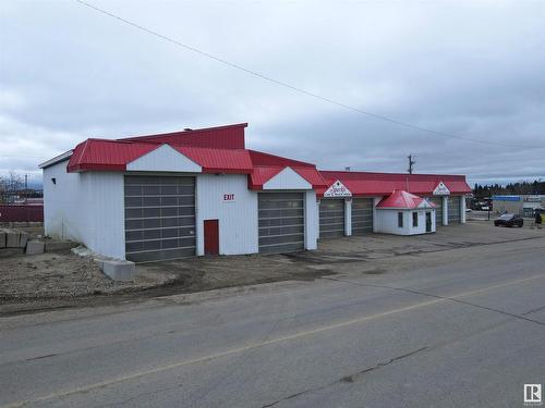 5533 Industrial Rd, Drayton Valley, AB 