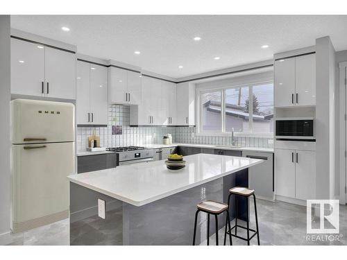 10219 151 Street, Edmonton, AB - Indoor Photo Showing Kitchen