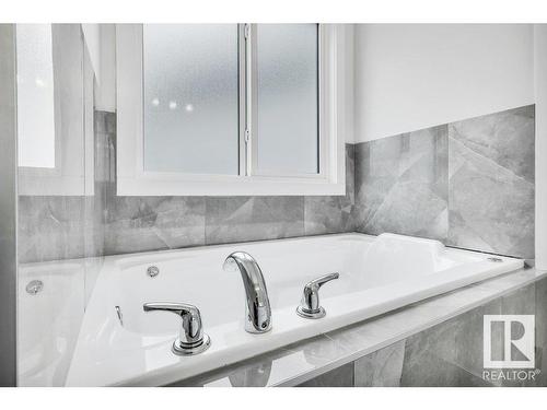 10219 151 Street, Edmonton, AB - Indoor Photo Showing Bathroom