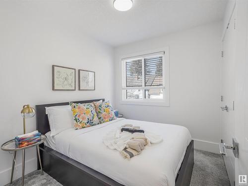 10426 126 Street, Edmonton, AB - Indoor Photo Showing Bedroom