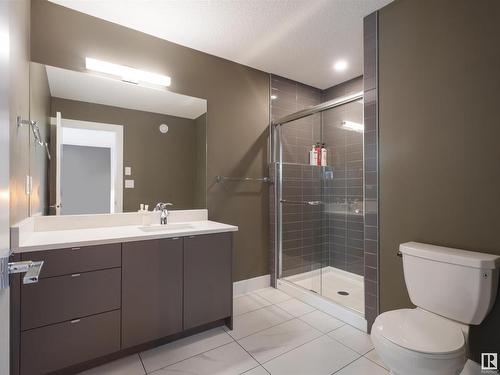 10426 126 Street, Edmonton, AB - Indoor Photo Showing Bathroom