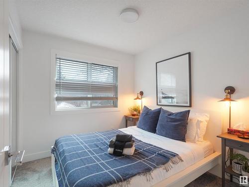 10426 126 Street, Edmonton, AB - Indoor Photo Showing Bedroom