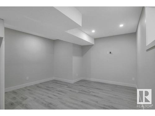 10221 151 Street, Edmonton, AB - Indoor