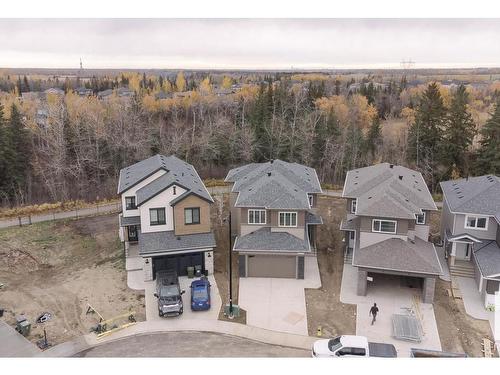 696 Astoria Way, Devon, AB - Outdoor