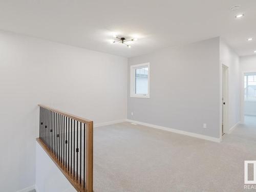 696 Astoria Way, Devon, AB - Indoor Photo Showing Other Room