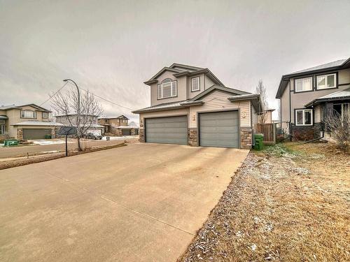 8402 94 St, Morinville, AB 