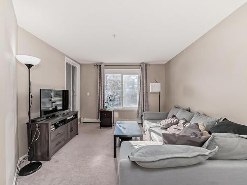 107, 534 Watt Boulevard Sw, Edmonton, AB - Indoor Photo Showing Living Room