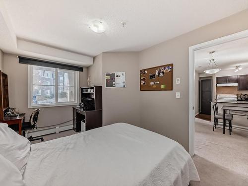 107, 534 Watt Boulevard Sw, Edmonton, AB - Indoor Photo Showing Bedroom