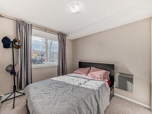 107, 534 Watt Boulevard Sw, Edmonton, AB - Indoor Photo Showing Bedroom