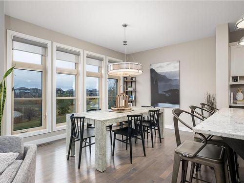 29 Garneau Gate, Spruce Grove, AB - Indoor Photo Showing Dining Room