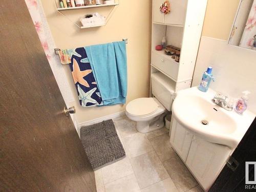 5618 53 Avenue, St. Paul Town, AB - Indoor Photo Showing Bathroom