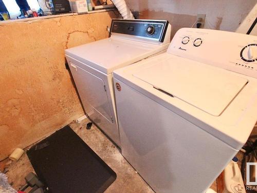 5618 53 Avenue, St. Paul Town, AB - Indoor Photo Showing Laundry Room