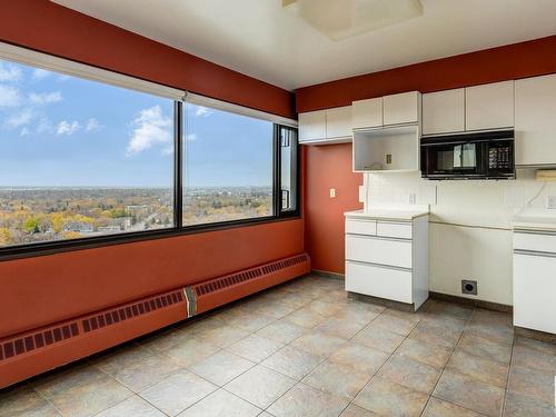 1901 9929 Saskatchewan Drive, Edmonton, AB - Indoor Photo Showing Kitchen