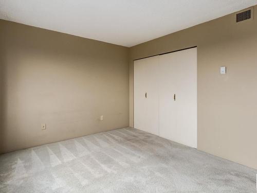 1901 9929 Saskatchewan Drive, Edmonton, AB - Indoor Photo Showing Other Room