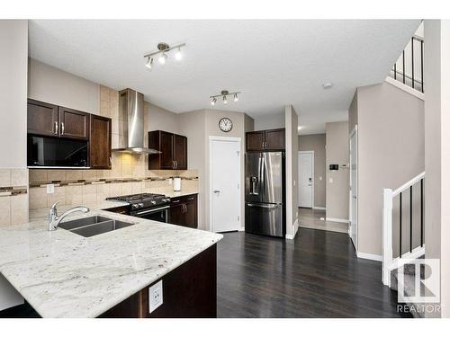 1311 29St, Edmonton, AB - Indoor Photo Showing Kitchen With Double Sink With Upgraded Kitchen