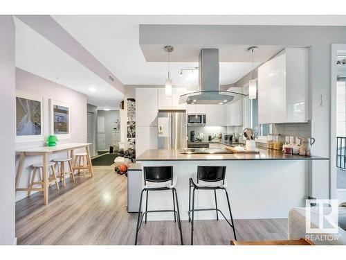 302 9907 91 Avenue, Edmonton, AB - Indoor Photo Showing Kitchen With Upgraded Kitchen