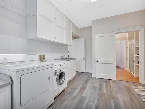 51213 Rr222, Rural Strathcona County, AB - Indoor Photo Showing Laundry Room