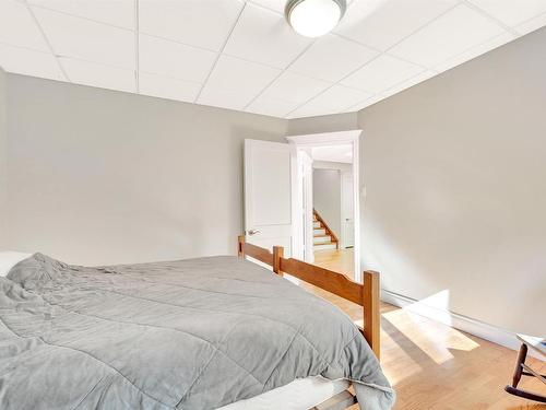 51213 Rr222, Rural Strathcona County, AB - Indoor Photo Showing Bedroom