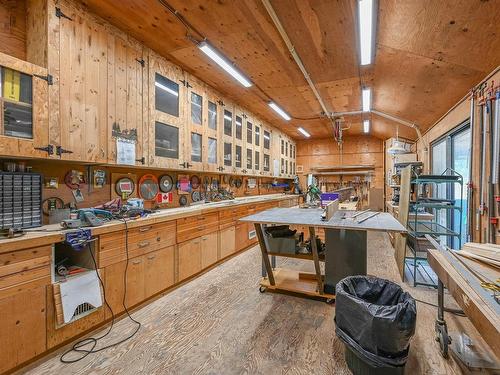 51213 Rr222, Rural Strathcona County, AB - Indoor