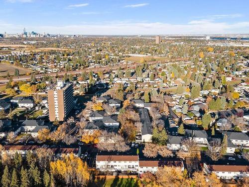 37 Royal Road, Edmonton, AB - Outdoor With View