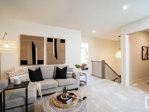 130 Jennifer Crescent, St. Albert, AB - Indoor Photo Showing Living Room