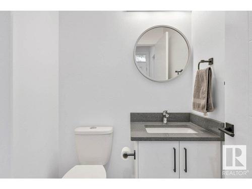 10921 150 Street, Edmonton, AB - Indoor Photo Showing Bathroom