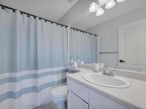 44 Campbell Road, Leduc, AB - Indoor Photo Showing Bathroom