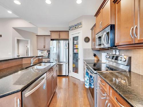 6 841 156 Street, Edmonton, AB - Indoor Photo Showing Kitchen With Double Sink