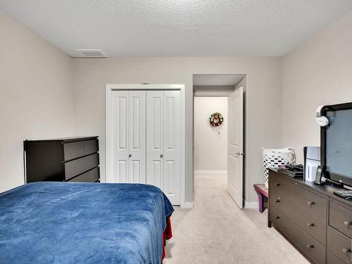 6 841 156 Street, Edmonton, AB - Indoor Photo Showing Bedroom