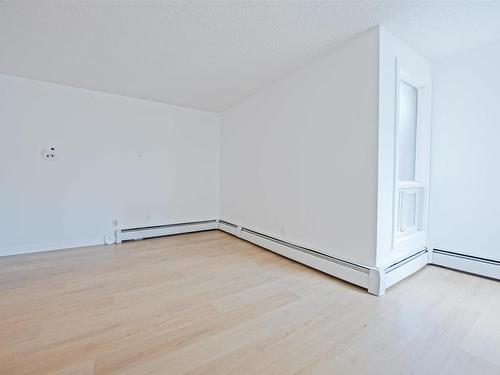 #1 10032 113 St Nw, Edmonton, AB 