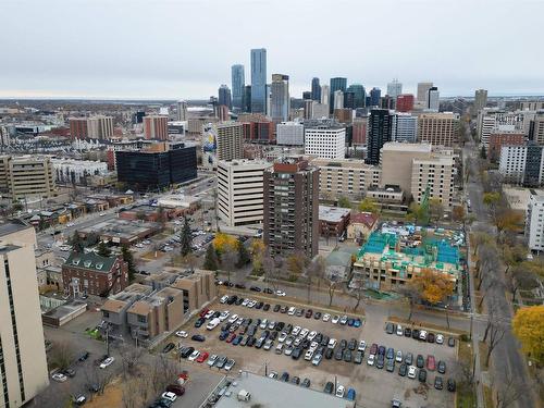 #1 10032 113 St Nw, Edmonton, AB 