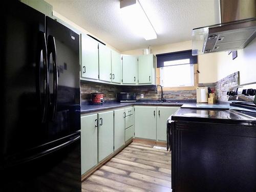 45517 Township Road 642, Rural Bonnyville M.D., AB - Indoor Photo Showing Kitchen