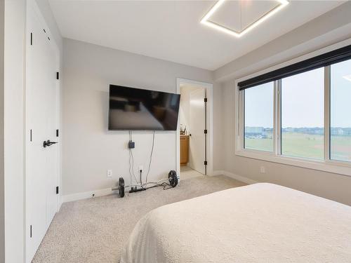 1111 Keswick Drive, Edmonton, AB - Indoor Photo Showing Bedroom