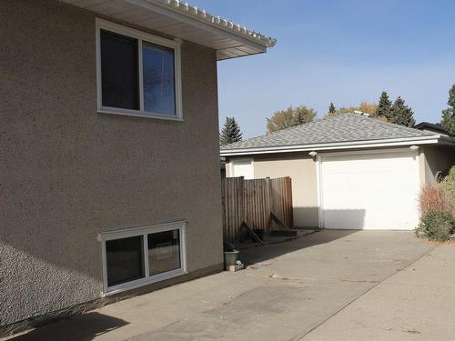 1035 Gillies Rd, Sherwood Park, AB 