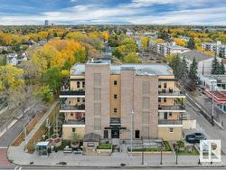 #101 8223 99 ST NW  Edmonton, AB T6E 3T1