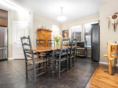 2216 Stan Waters Avenue, Edmonton, AB - Indoor Photo Showing Dining Room