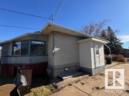 4504 52 Avenue, Barrhead, AB - Outdoor With Exterior