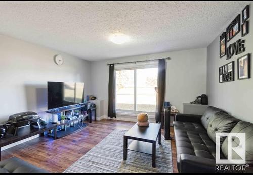 141 3308 113 Avenue, Edmonton, AB - Indoor Photo Showing Living Room