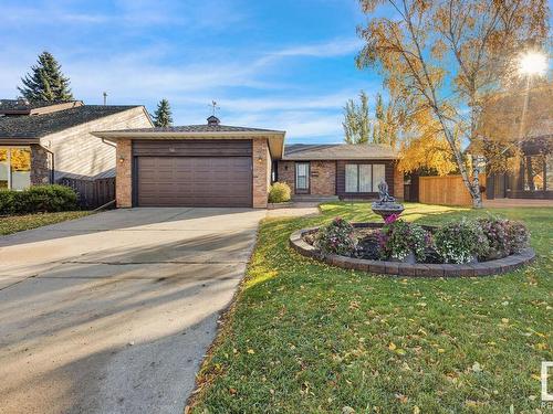 56 Woodlake Co, Sherwood Park, AB 