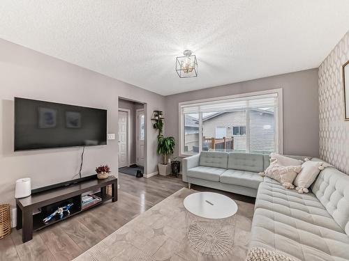 2519 20 Av Nw, Edmonton, AB 