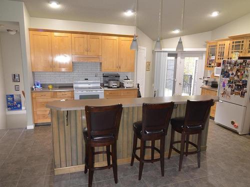 5802 51 Avenue, Barrhead, AB - Indoor Photo Showing Kitchen