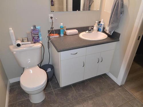 5802 51 Avenue, Barrhead, AB - Indoor Photo Showing Bathroom