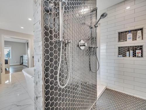 58108 Rge Rd 240, Rural Sturgeon County, AB - Indoor Photo Showing Bathroom