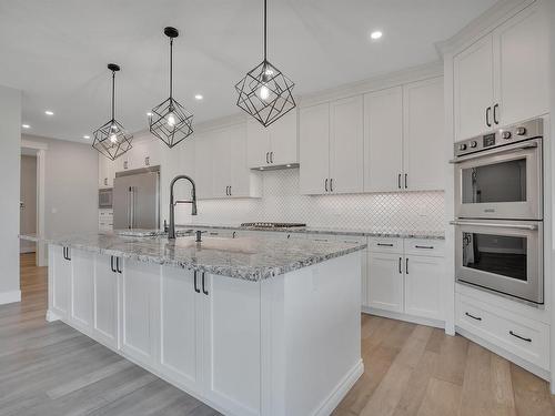 58108 Rge Rd 240, Rural Sturgeon County, AB - Indoor Photo Showing Kitchen With Upgraded Kitchen