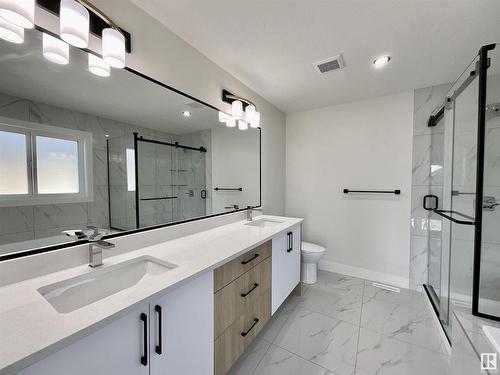 18216 94 Street, Edmonton, AB - Indoor Photo Showing Bathroom