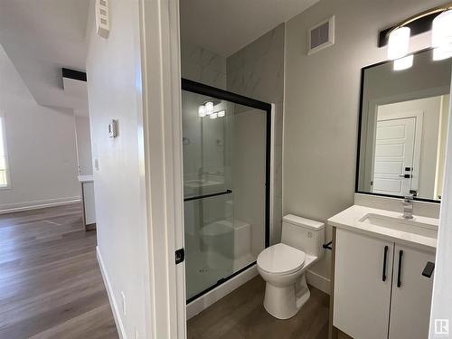 18216 94 Street, Edmonton, AB - Indoor Photo Showing Bathroom